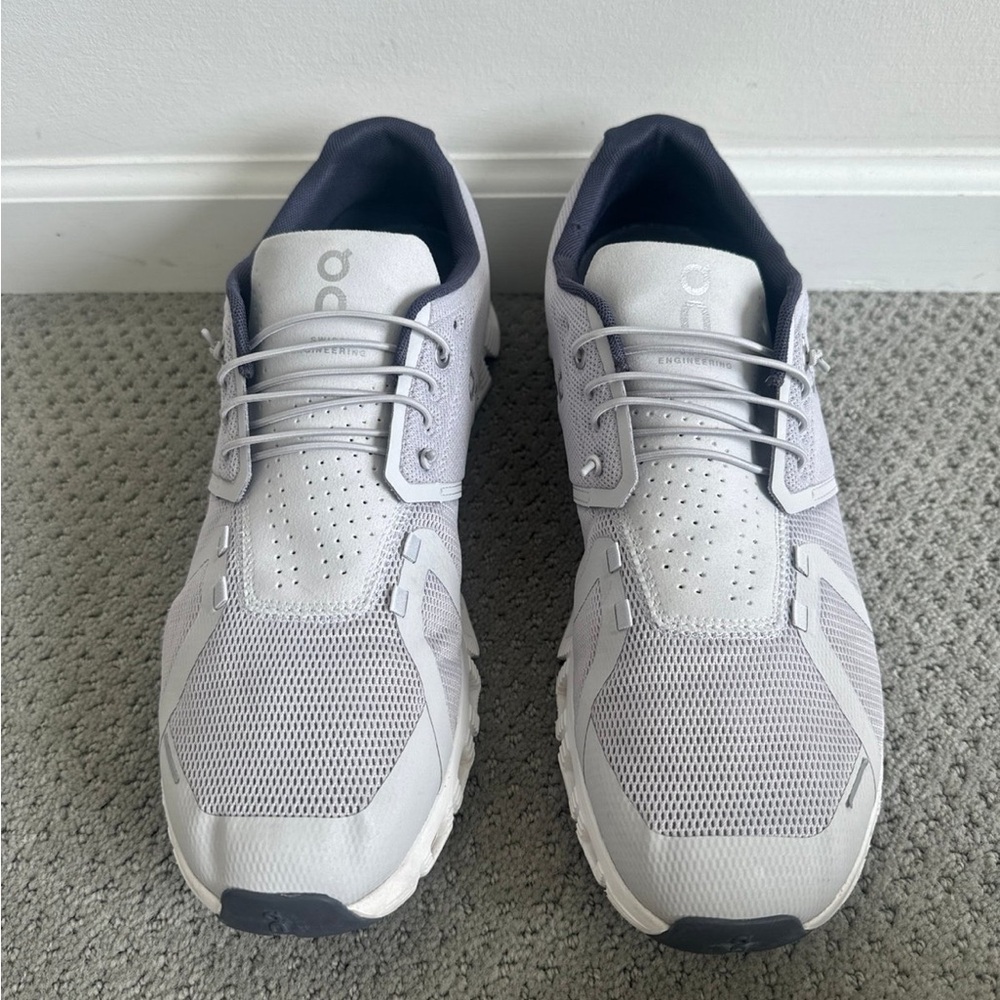 On Running Men's Sneakers in Light Gray and Navy